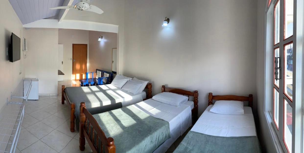 Pousada Entremares -Centro- Арраял-ду-Кабу Экстерьер фото